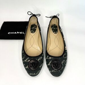 ✨SOLD✨ Vintage Chanel Coco CC Ballet Flats